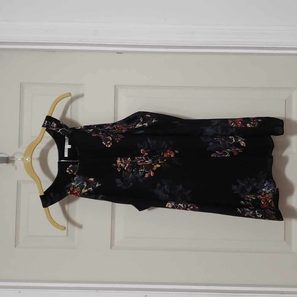 Violet & Claire Sleeveless Top